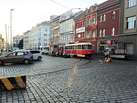 Tramvajová zastávka Vysočanská